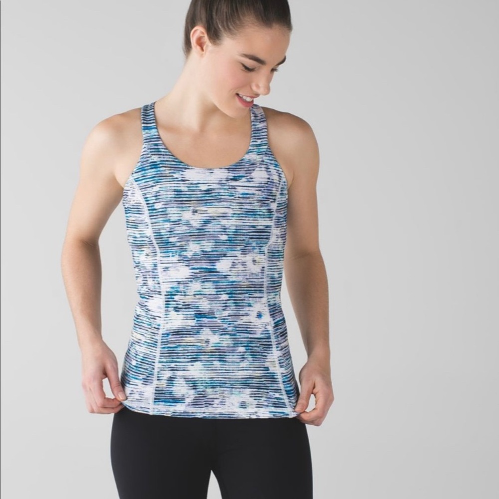 Lululemon Enhearten Tank in Blurry Belle Multi / Deep Zinfandel